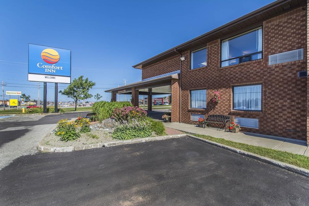 Comfort Inn Yarmouth Exterior photo