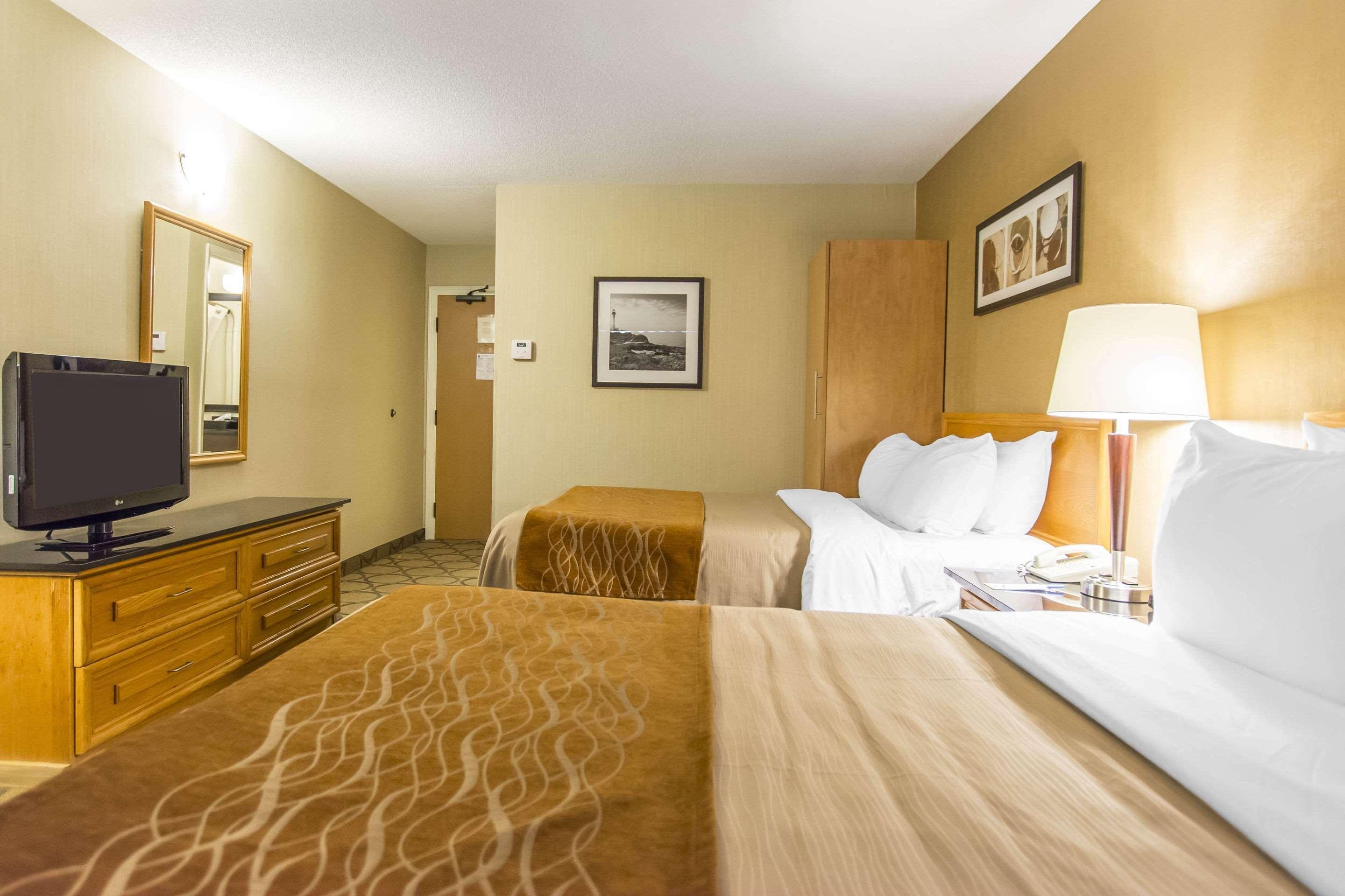 Comfort Inn Yarmouth Exterior photo